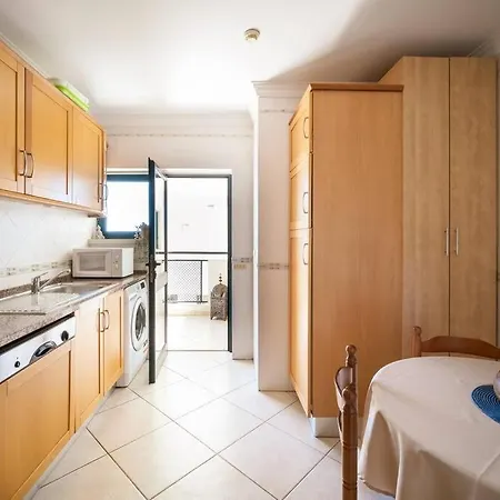 Albufeira-sea View/pool Casa Sara Linnea 1bedroom * Албуфейра
